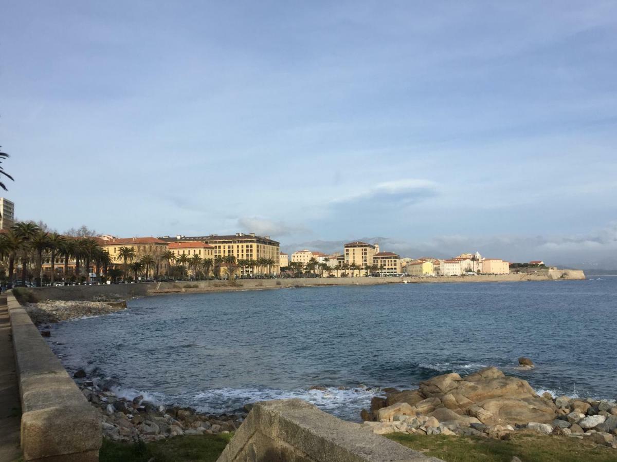 Casone Centre-Ville, Vue Mer Ajaccio  Esterno foto